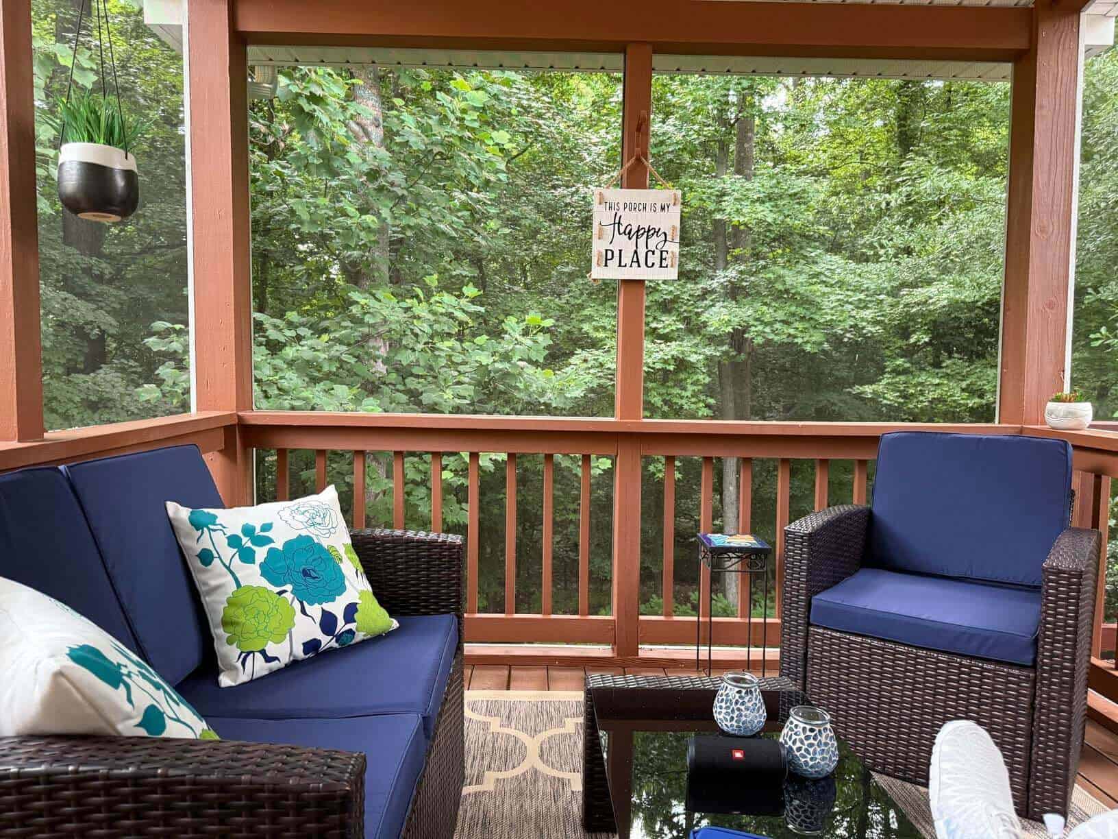 Outdoor patio with Favoyard waterproof cushions