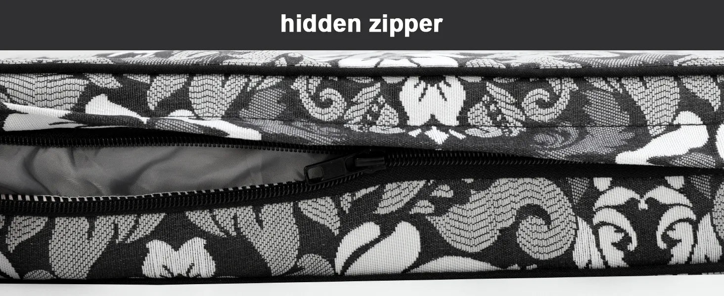 Black and white patterned with a hidden zipper of Favoyard lounge chair cushions