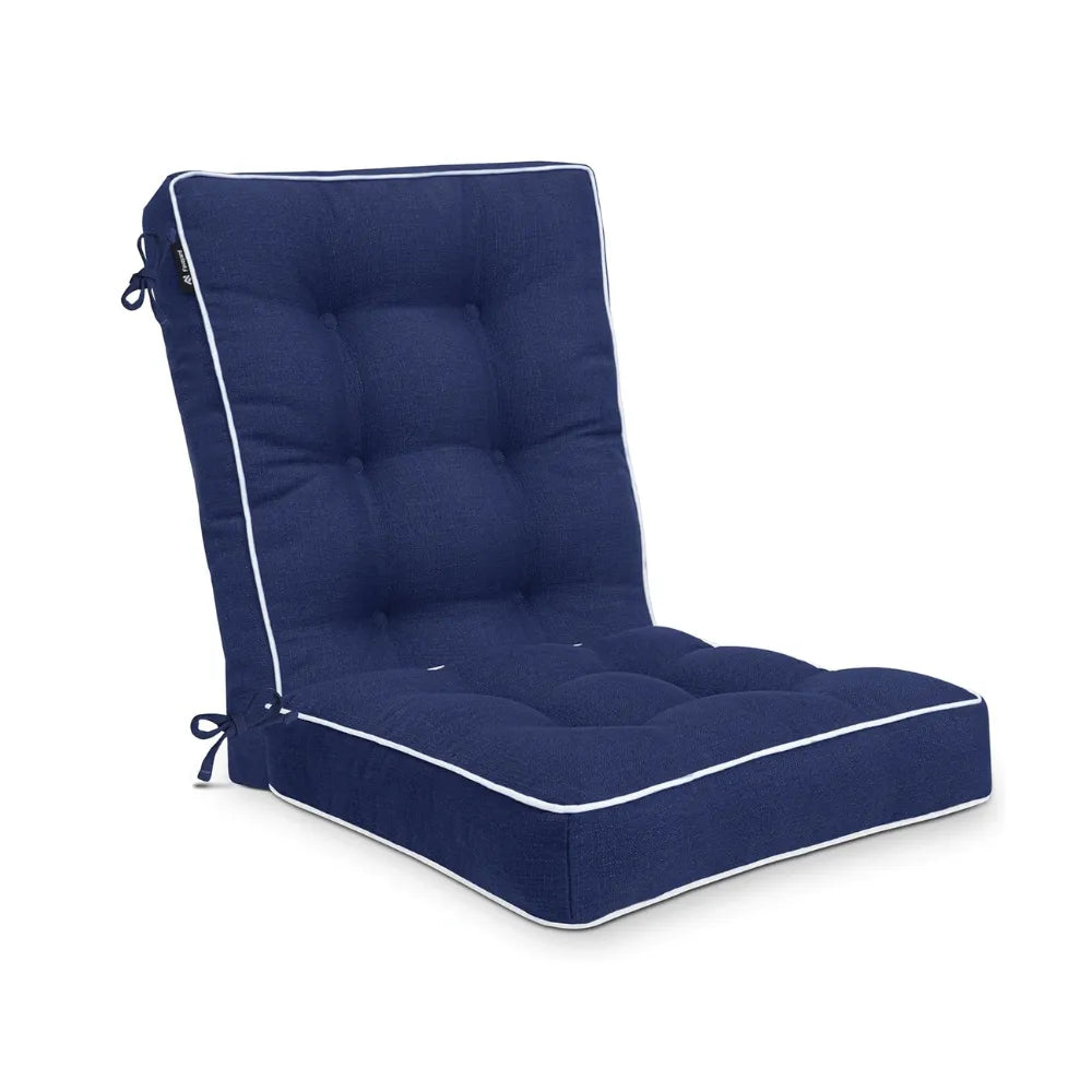 Navy blue cushion with white piping of Favoyard