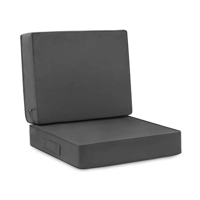 Black seat cushion of Favoyard